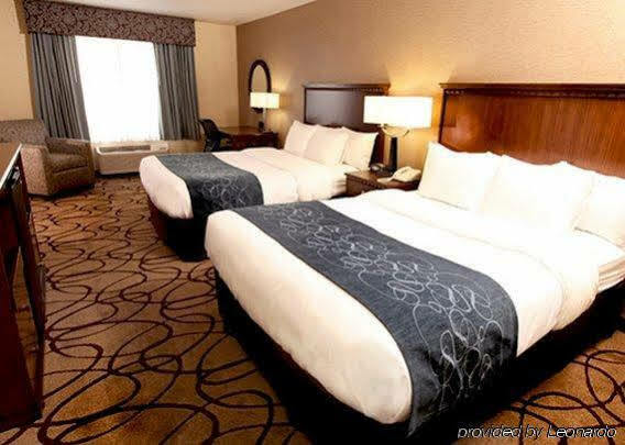 Comfort Airport Hotel 2*